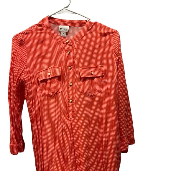 STYLUS Tops - Stylus 3/4 sleeve half button down blouse